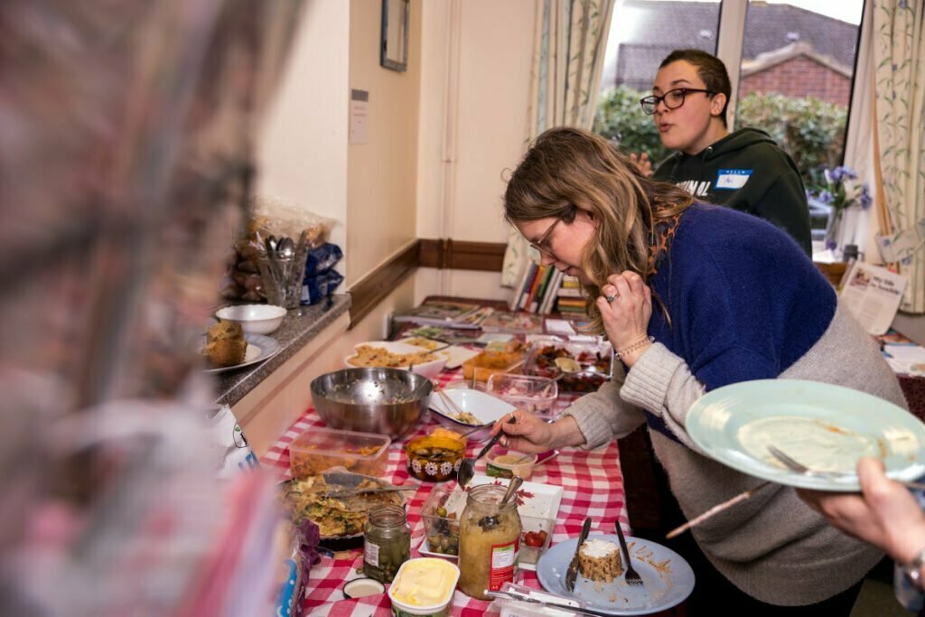 Photo of a sociable lunchtime for the doula trainees